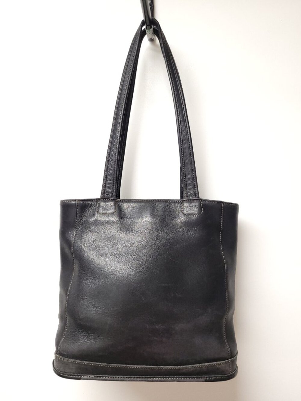 Vintage Y2K Coach Black Leather Classic Bleeker Womens Shoulder Tote Bag